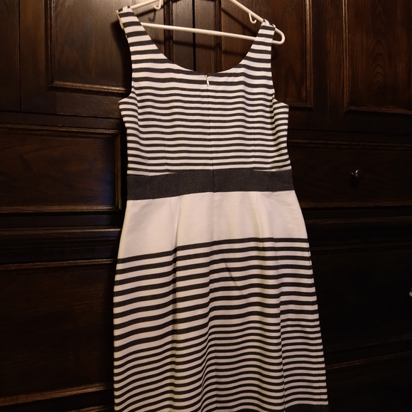 Banana Republic summer dress - Picture 2 of 5